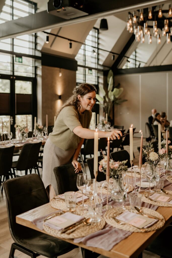 Romantische diner styling bij De Hof Renswoude – Jaroen & Babette